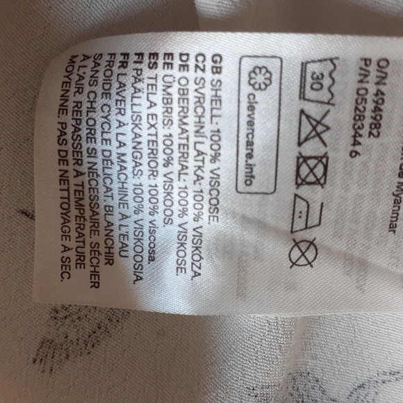 Short sleves blouse - Picture 8 of 10